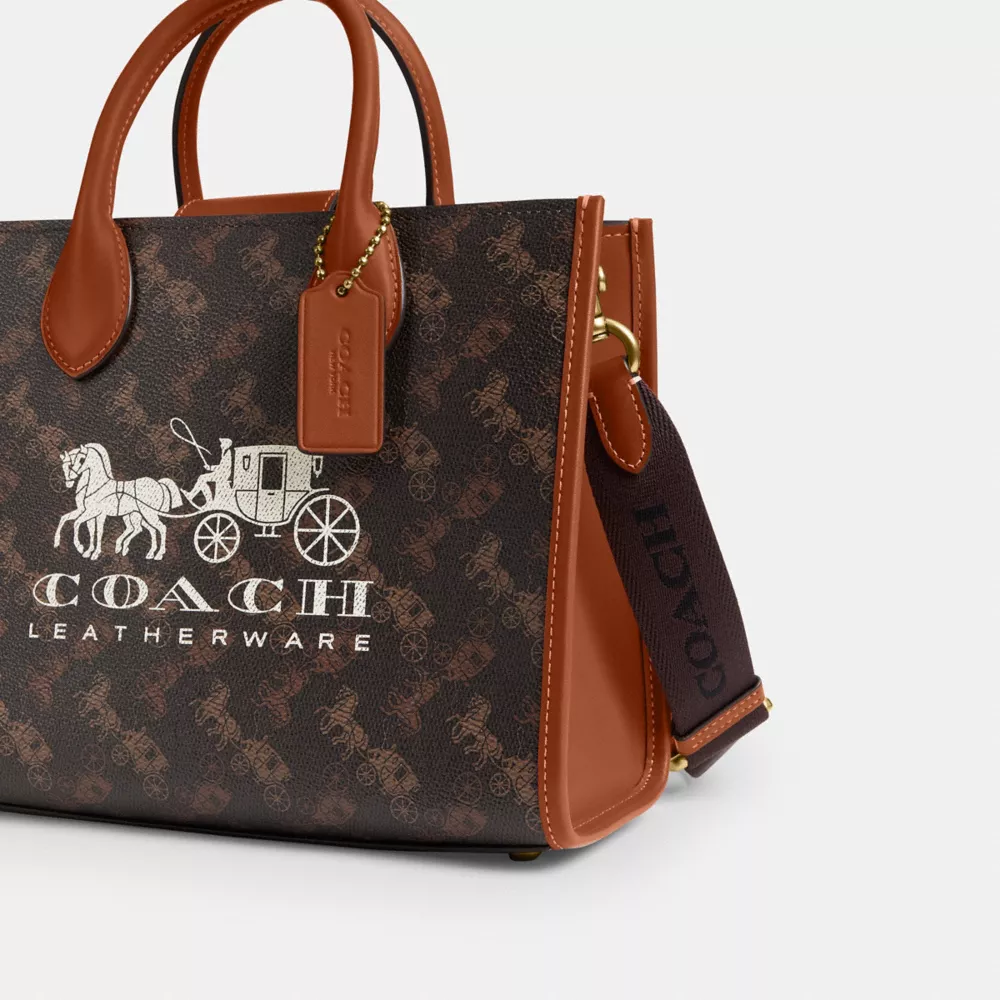 ACE TOTE 26 WITH HORSE AND CARRIAGE PRINT