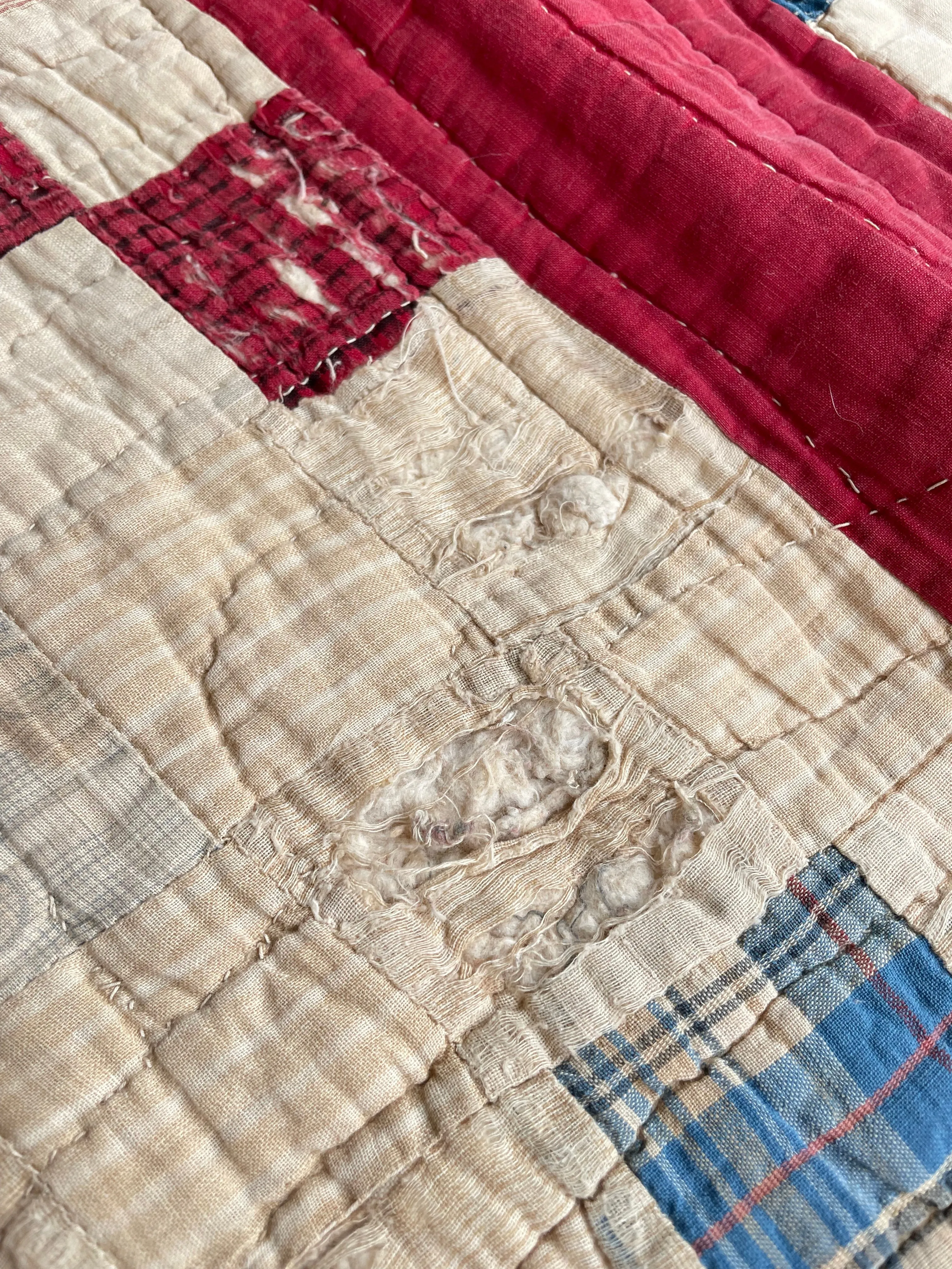 Antique 1900s Handsewn Quilt