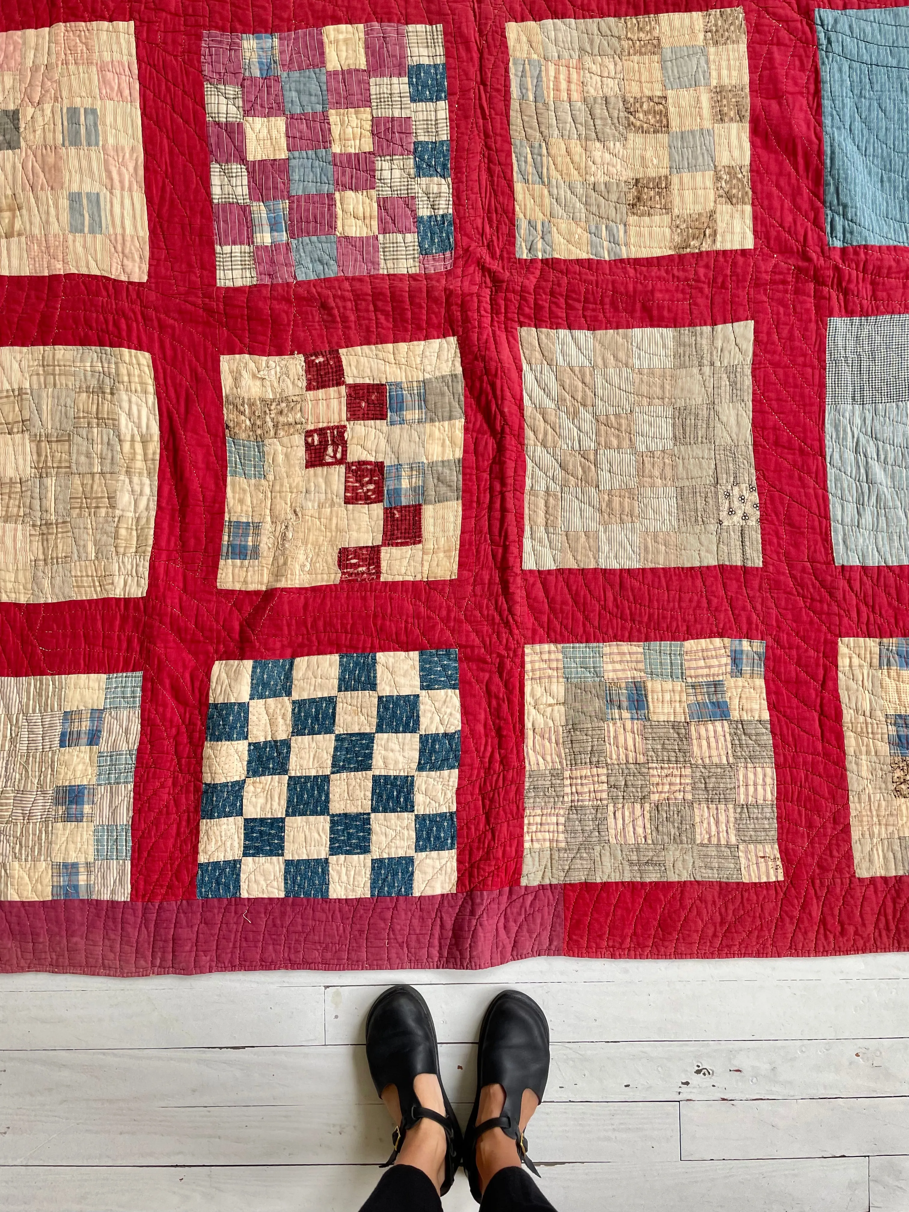 Antique 1900s Handsewn Quilt