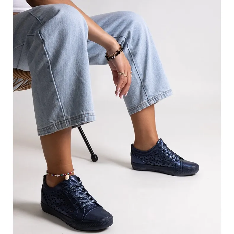 Bez marki Navy blue openwork Safune sneakers