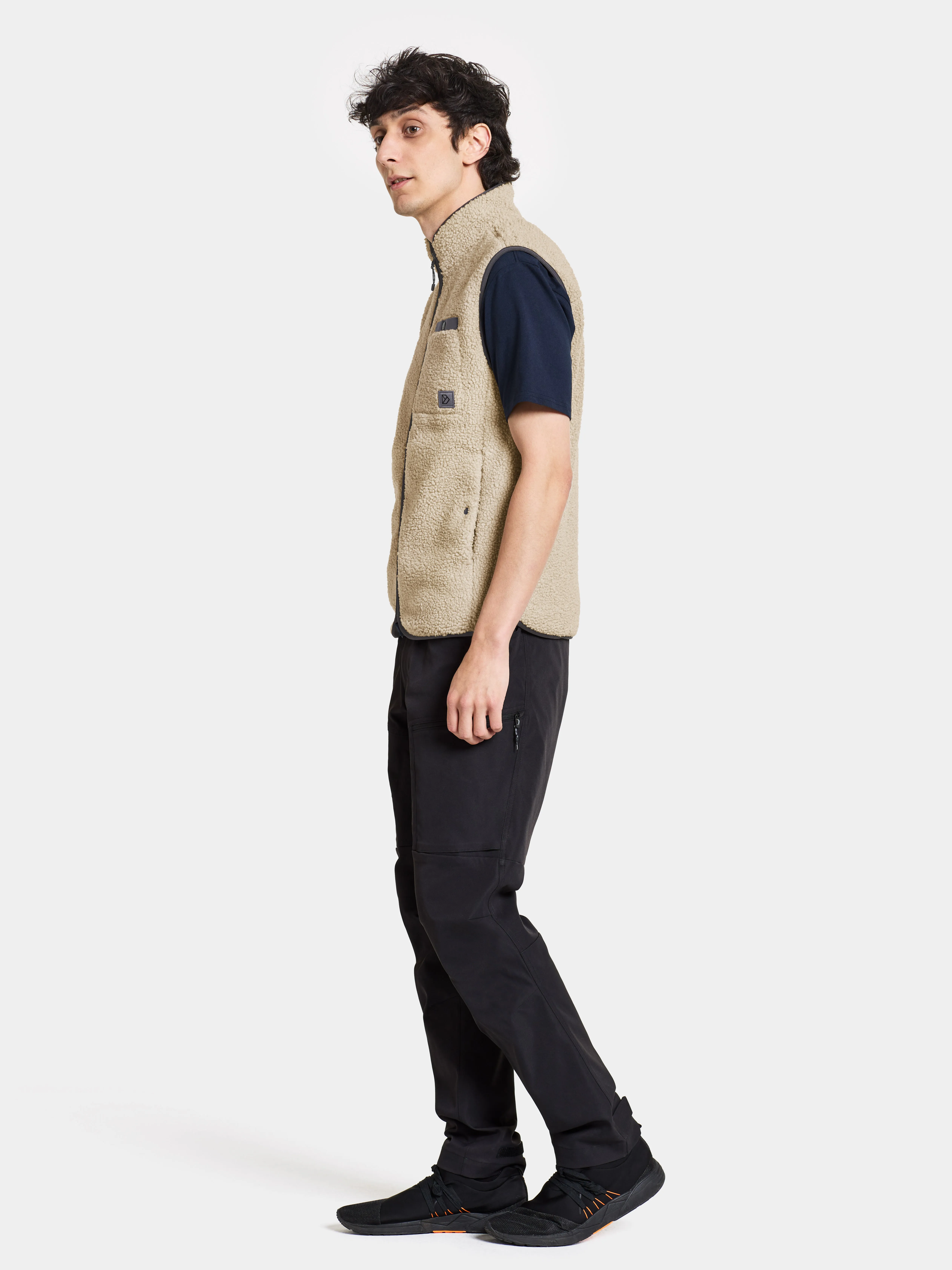 Didriksons Men's Pollux Vest Clay Beige | Buy Didriksons Men's Pollux Vest Clay Beige here | Outnorth