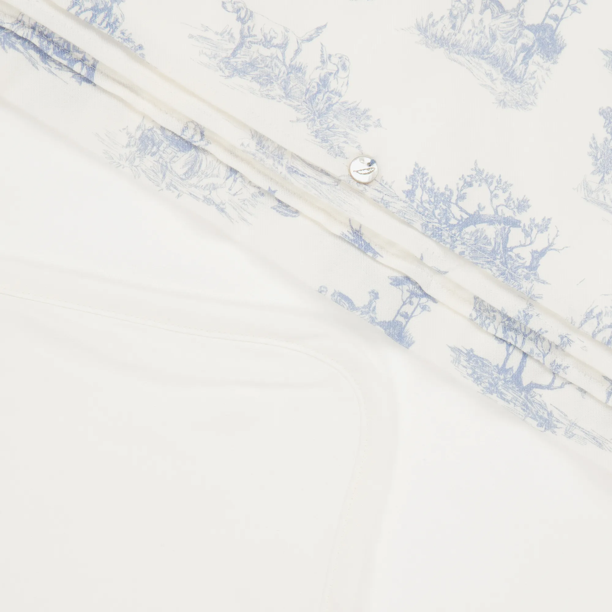 Ivory & Blue Toile de Jouy Blanket (74cm)