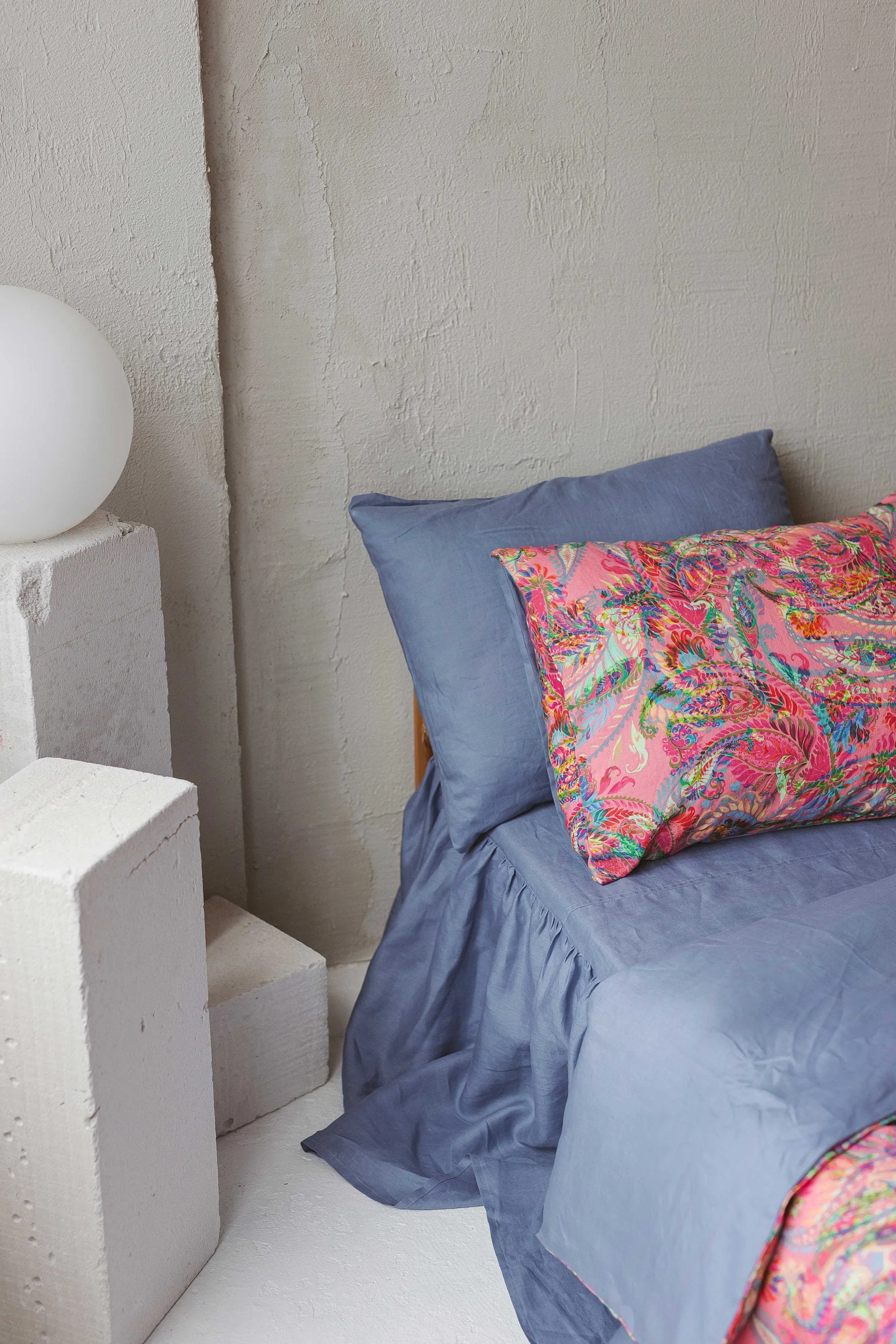 Luxury Linen Pillow Cover with Vintage Paisley Print