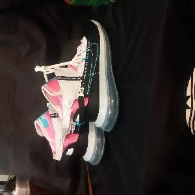 Nike Air Max 720 Saturn South Beach