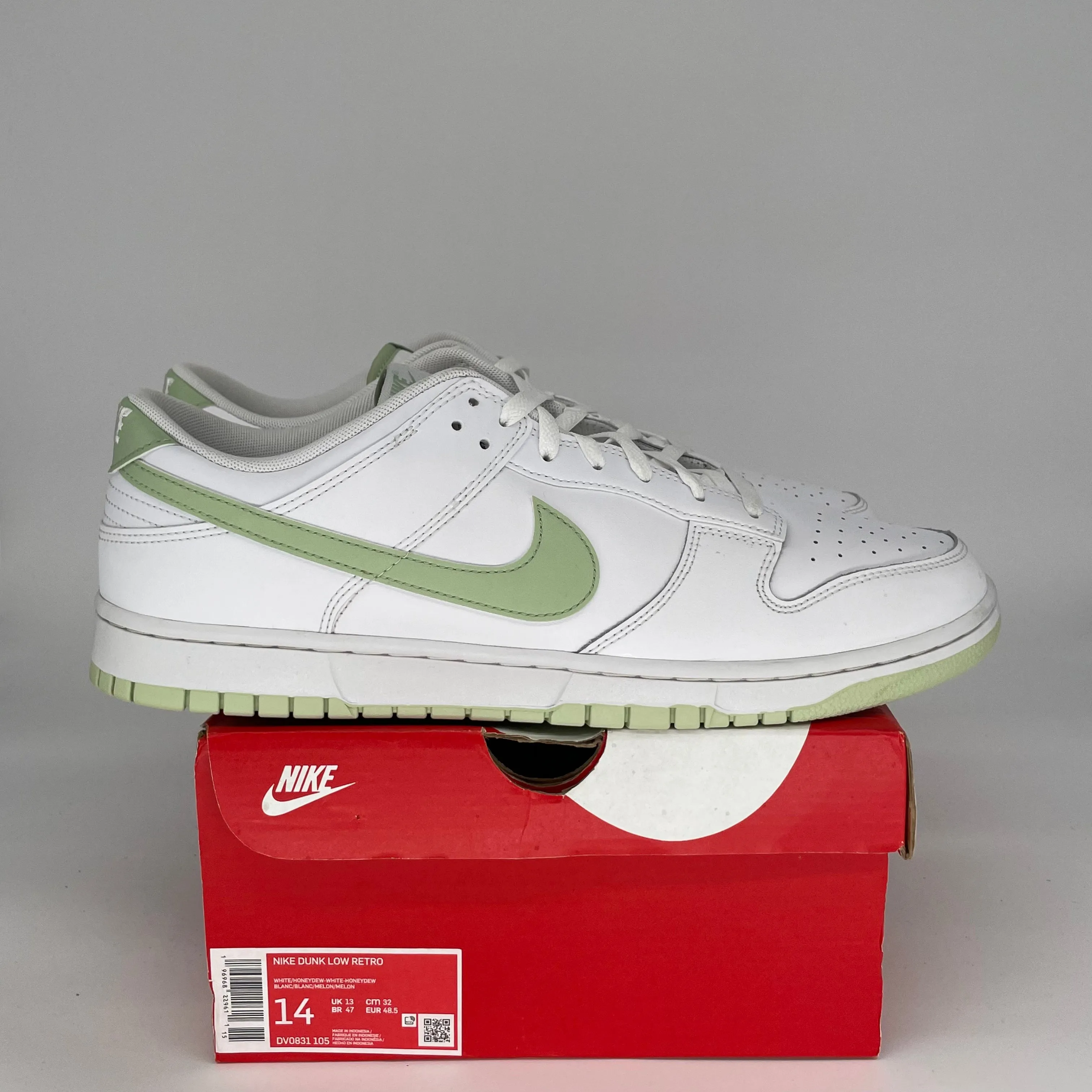 NIKE DUNK LOW HONEYDEW SIZE 14 DV0831-105