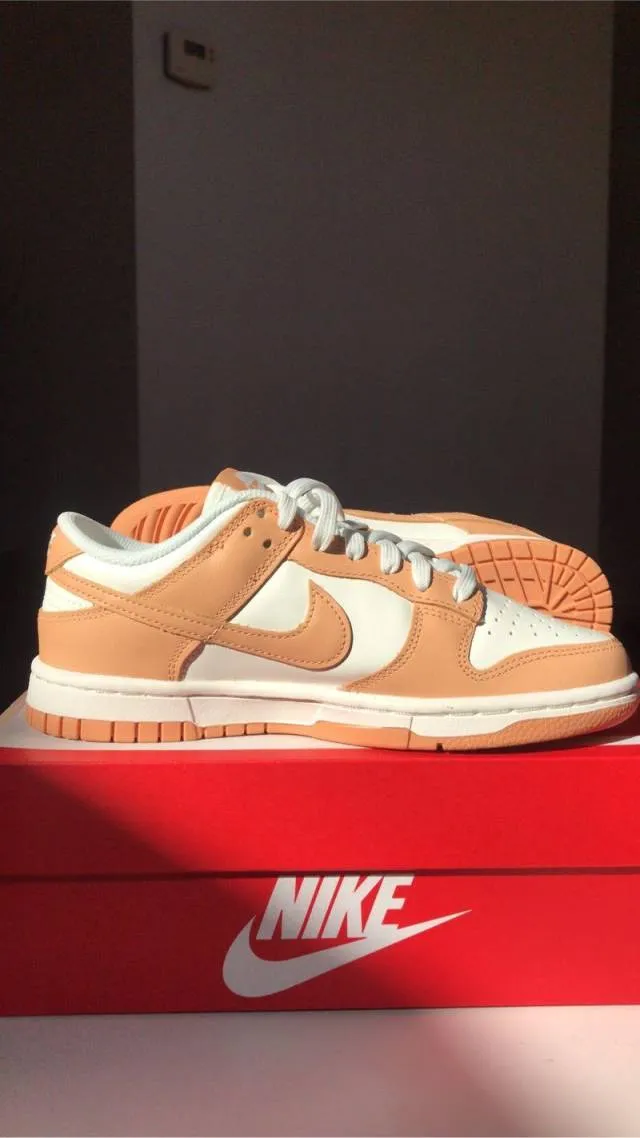 Nike Dunk Low WMNS Harvest Moon