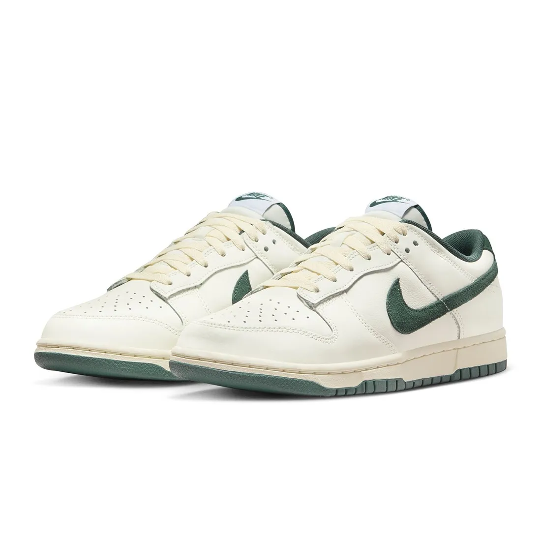 Nike Men Dunk Low (sail / deep jungle-coconut milk-white)