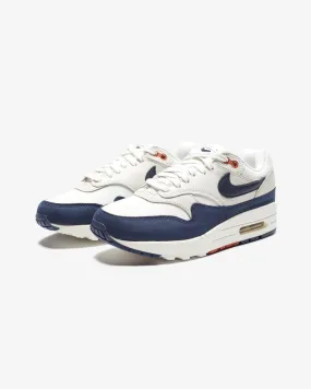 NIKE WOMEN'S AIR MAX 1 LX - LTOREWOODBRN/ SAIL/ OBSIDIAN