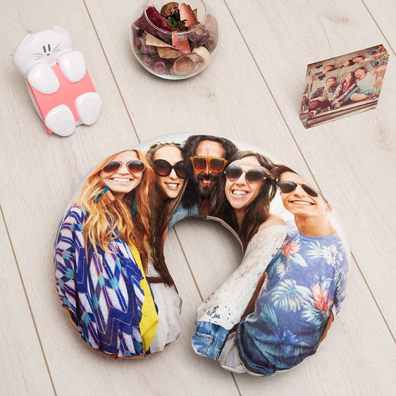 Personalised Neck Pillow. Personalised Travel Pillow UK