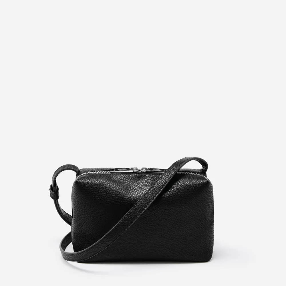 Rees Crossbody (Pebbled)