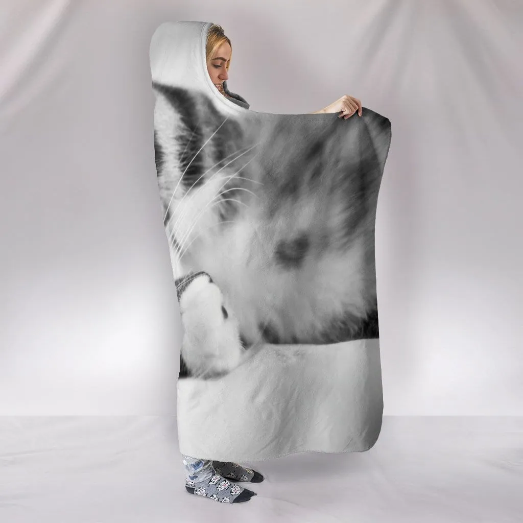 Simply Cat Lovers Plush Lined Wearable Hooded Blanket