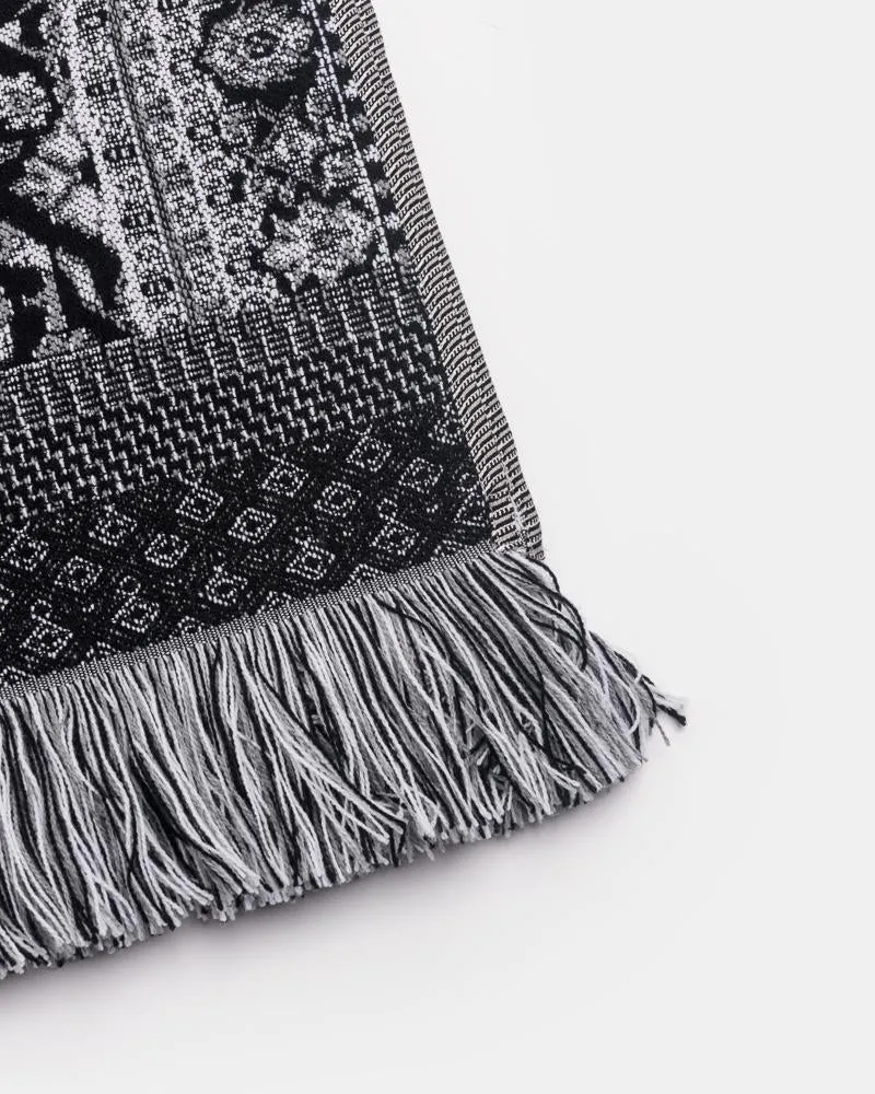 Stretch The Floor Blanket in Black