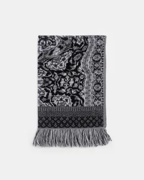 Stretch The Floor Blanket in Black